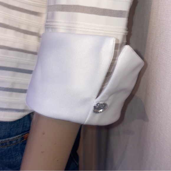 JS Collections sheer stripe zippered top - Picture 7 of 7